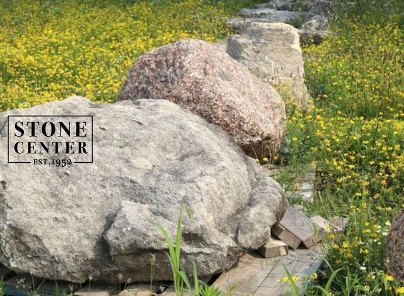 10 Tips for Using Boulders in Landscaping